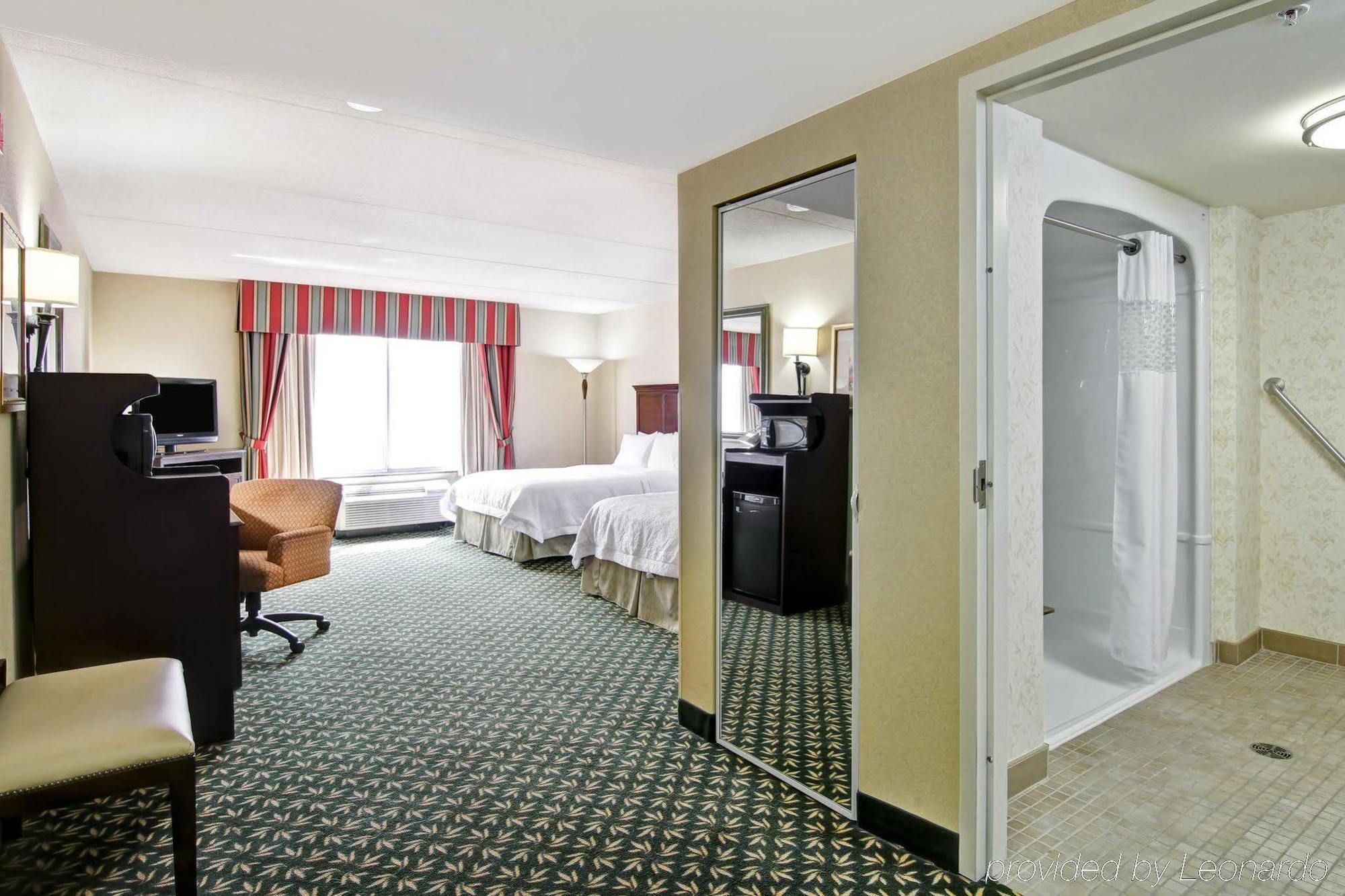 Hampton Ontario Hotel